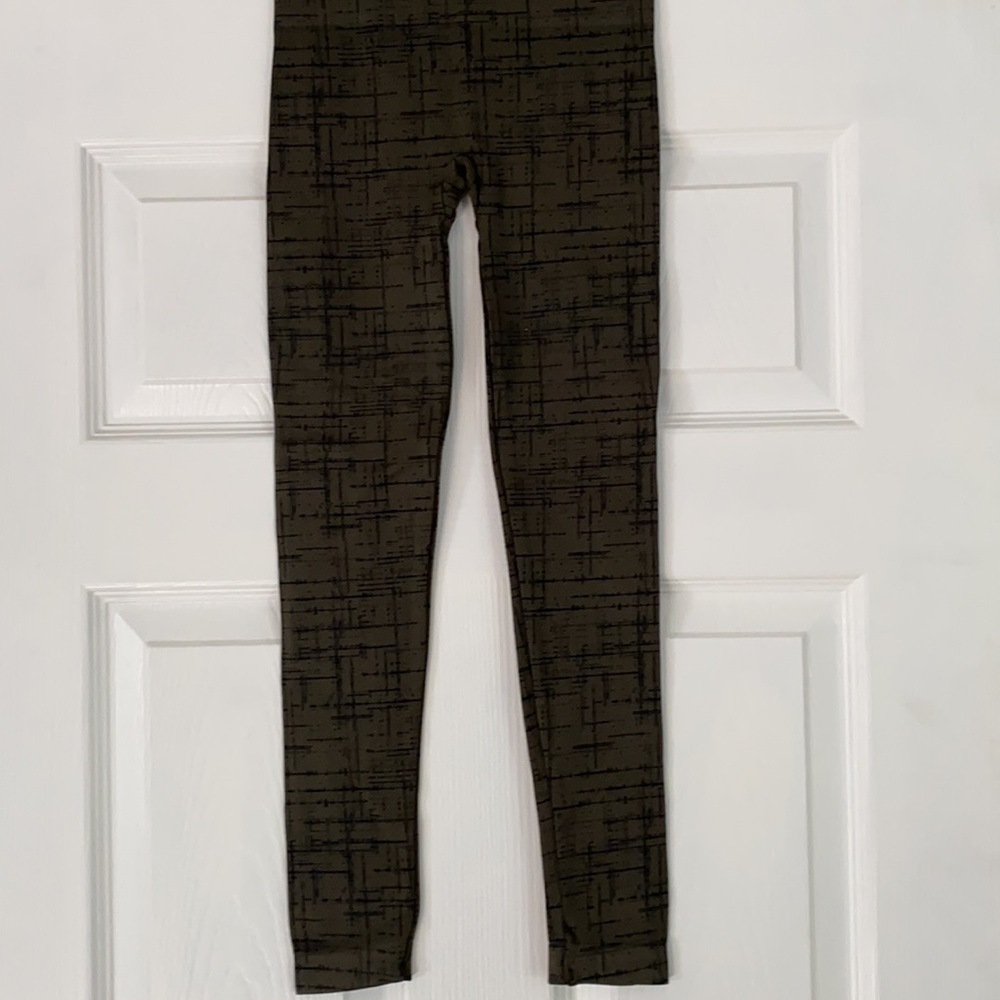 NWT Spanx Seamless Olive Crosshatch Leggings
